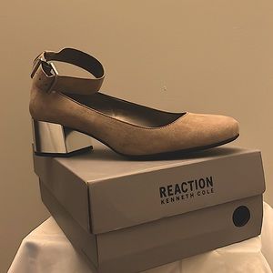 Kenneth Cole Flats